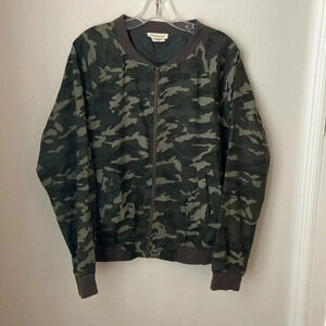 Beachlunchlounge Camo Jacket